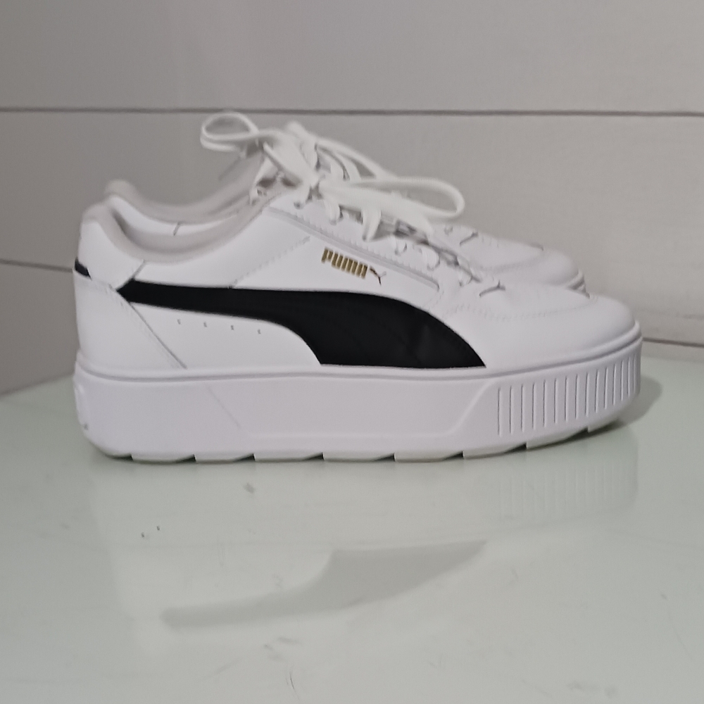 EUC Puma platform sneakers